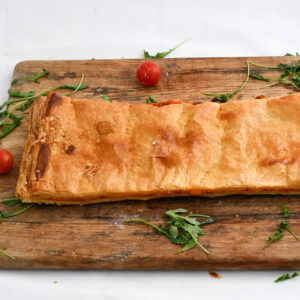 Empanada de hojaldre de 3 quesos y tomate natural El Trigal